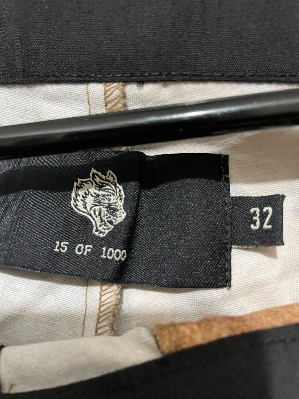 Darc Sport Wolves Hard At Work Canyon Original Camo Men's Size 32 NWT!! - Picture 4 of 7